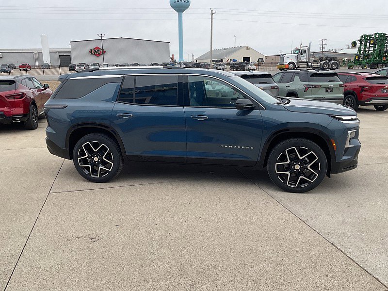 New 2026 Chevrolet Traverse High Country FWD image 5