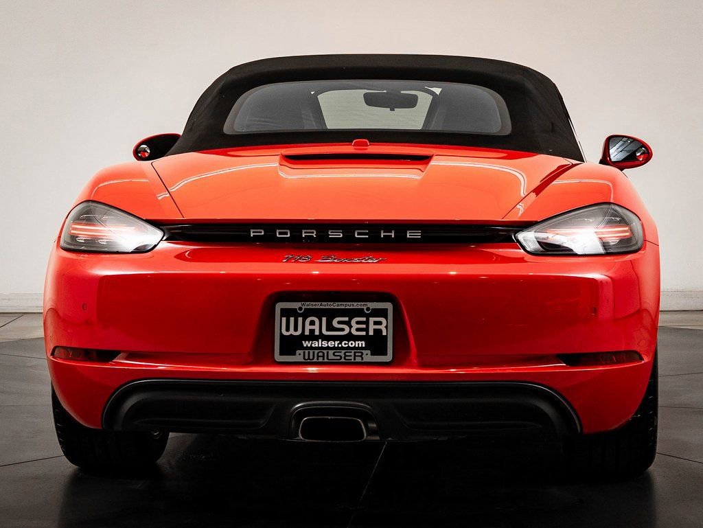 Used 2019 Porsche 718 Boxster image 7