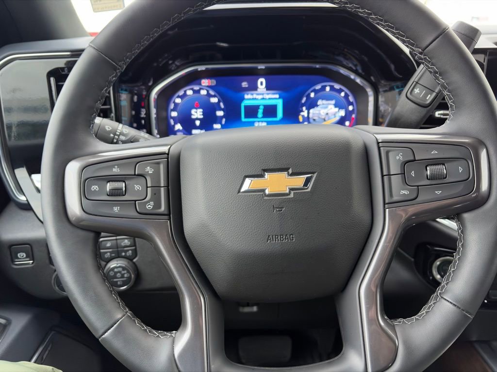 Used 2025 Chevrolet Silverado 3500 High Country AWD/4WD image 25