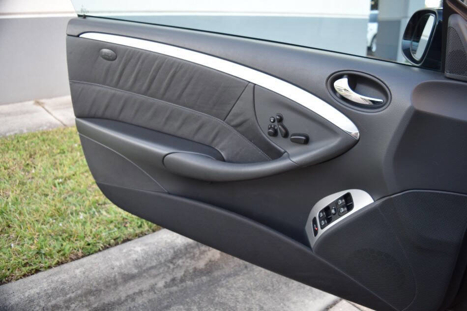 Used 2003 Mercedes-Benz CLK 55 AMG Coupe image 72