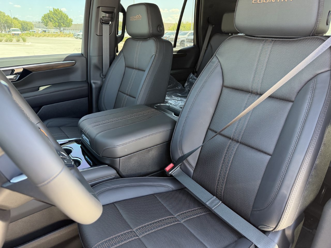 New 2026 Chevrolet Tahoe High Country w/ Sun And Tow Package RWD image 24