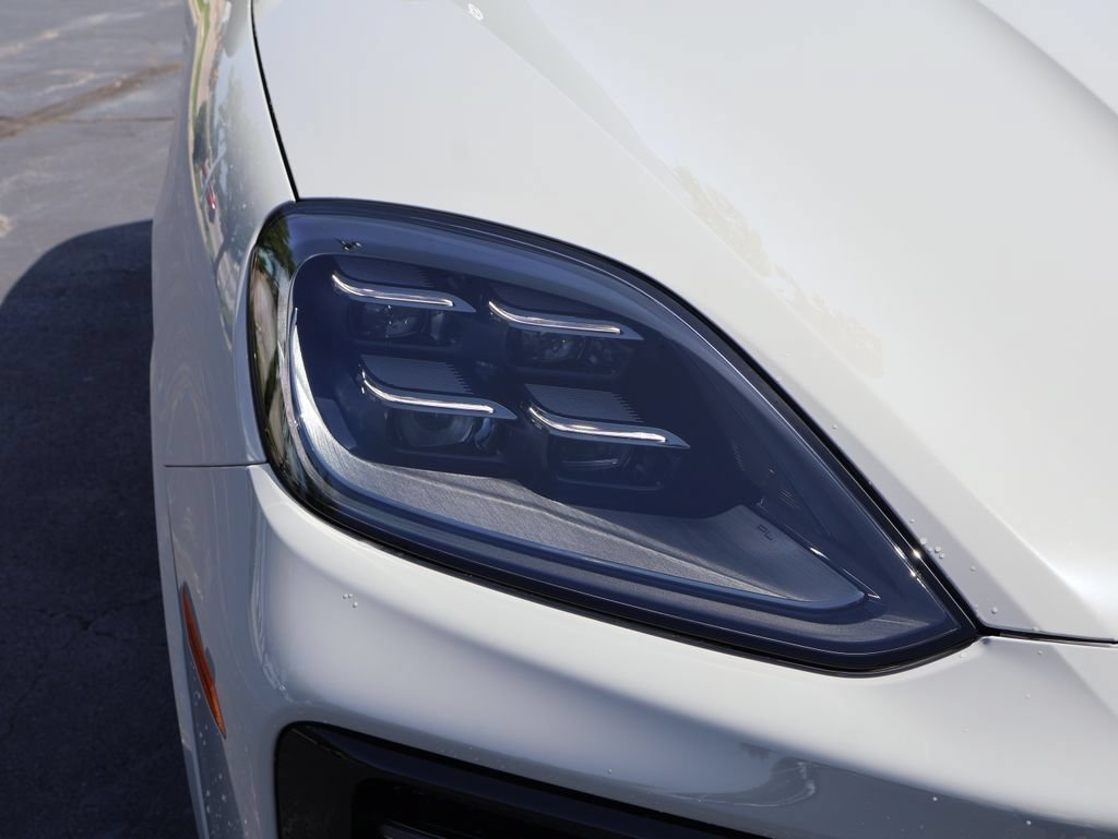 New 2026 Porsche Cayenne S AWD/4WD image 14