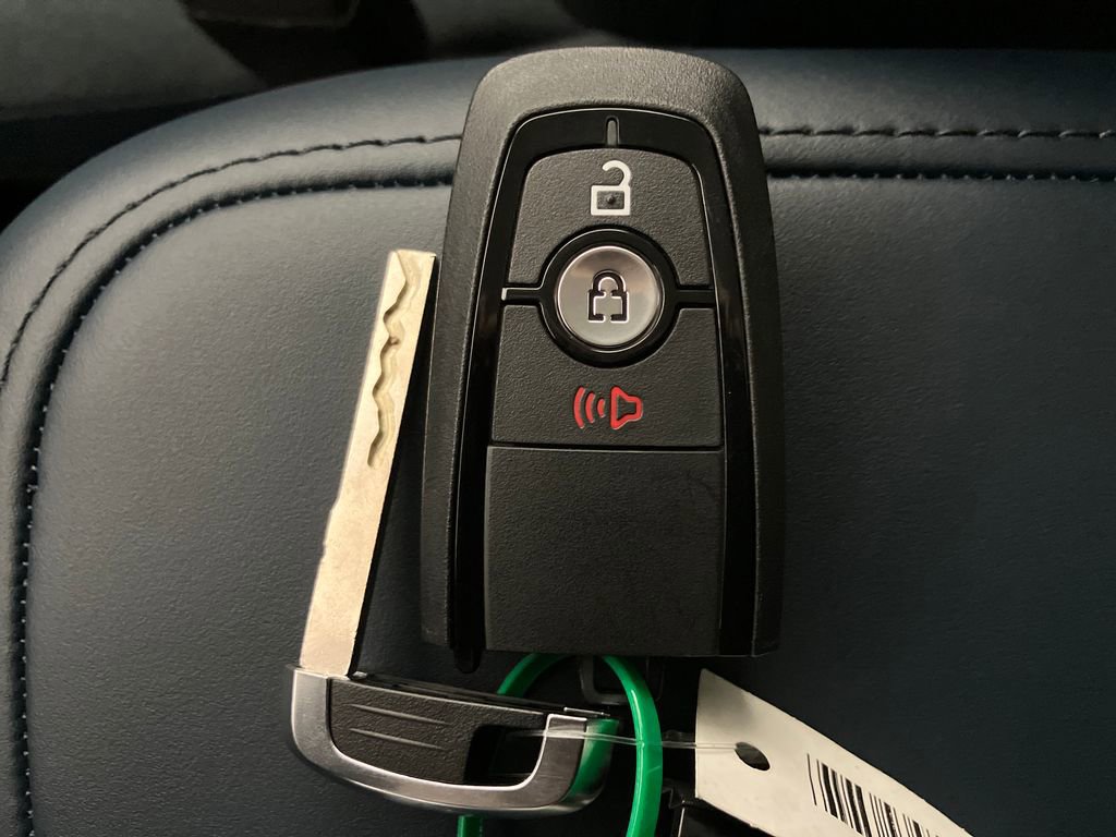 New 2026 Ford Maverick XLT image 30