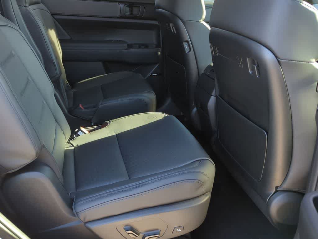 New 2026 Hyundai Santa Fe Calligraphy FWD image 22