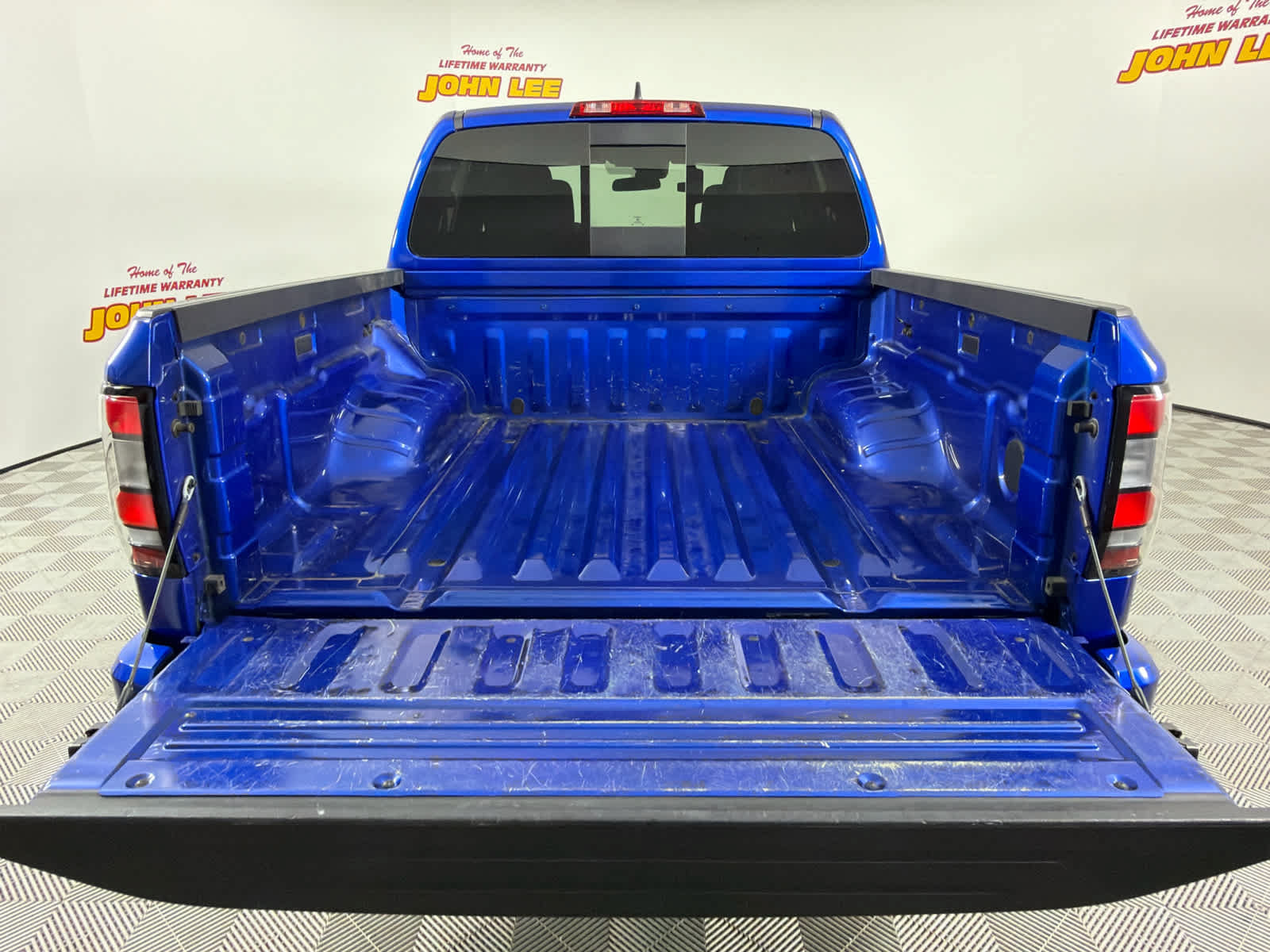 Used 2024 Nissan Frontier Pro-X w/ Technology Package RWD image 5