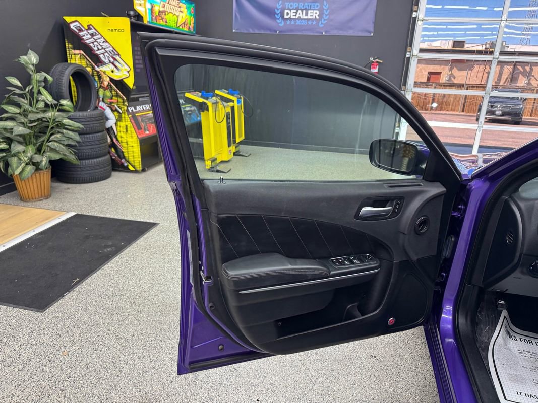 Used 2018 Dodge Charger GT AWD/4WD image 9