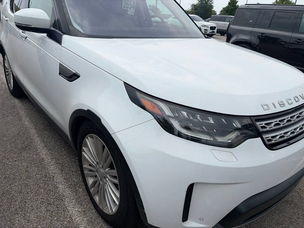 Used 2018 Land Rover Discovery HSE Luxury AWD/4WD image 3