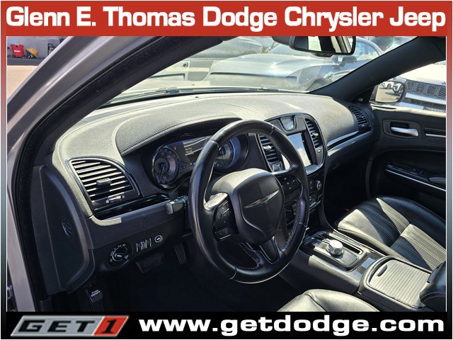 Certified 2018 Chrysler 300 S image 13
