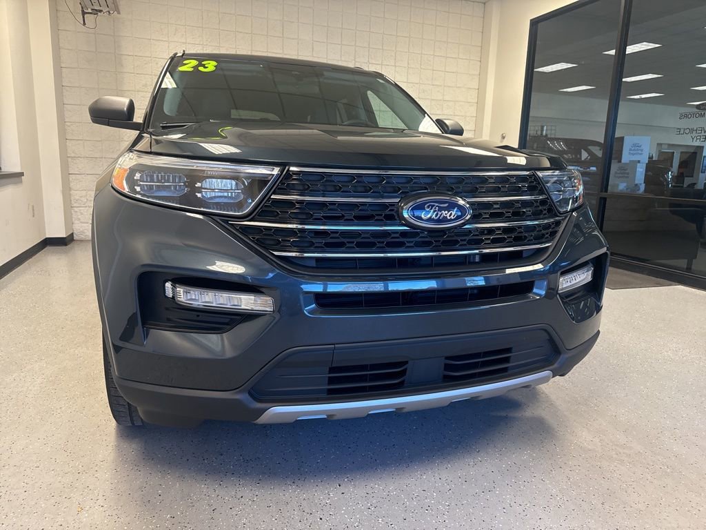 Certified 2023 Ford Explorer XLT w/ Equipment Group 202A image 31