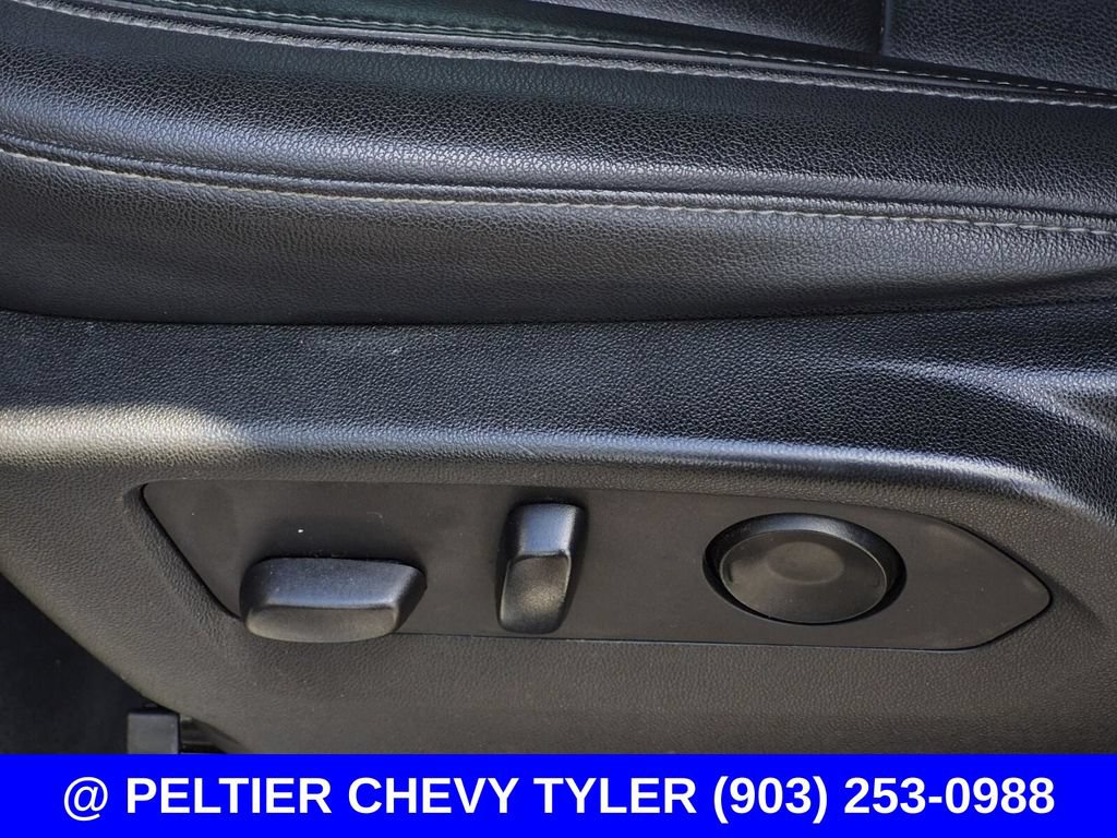 Used 2021 Chevrolet Tahoe Z71 w/ Z71 Off-Road Package AWD/4WD image 38