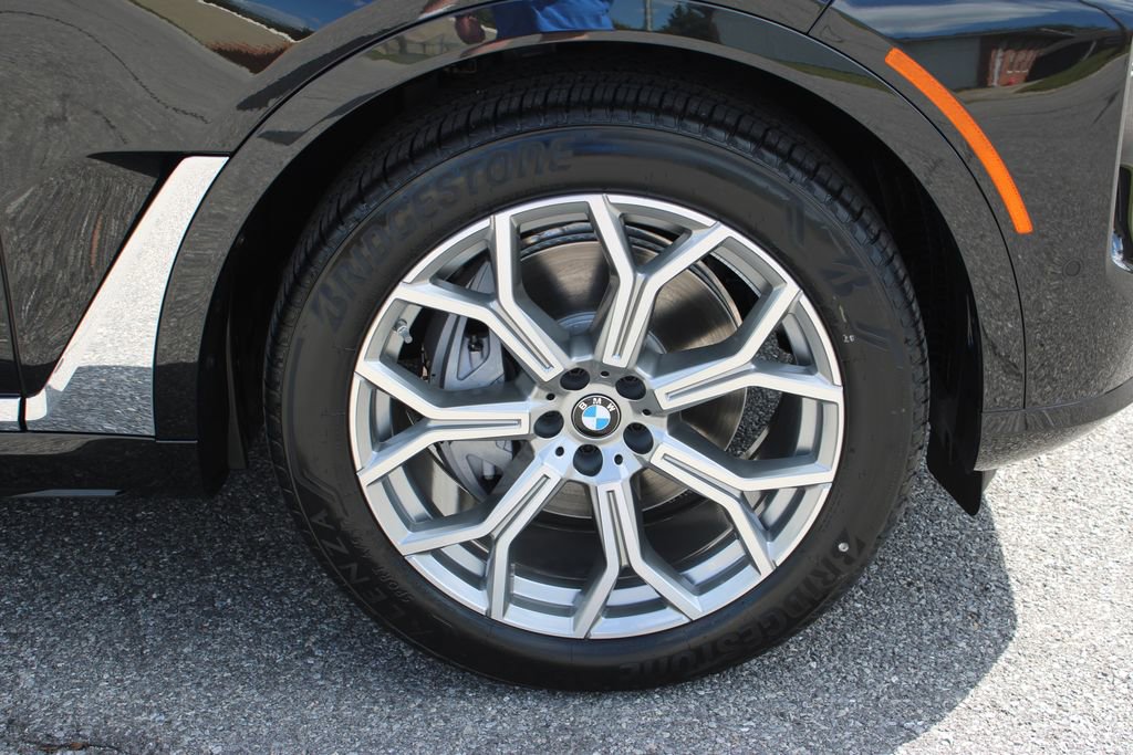 New 2026 BMW X7 xDrive40i w/ Executive Package image 37