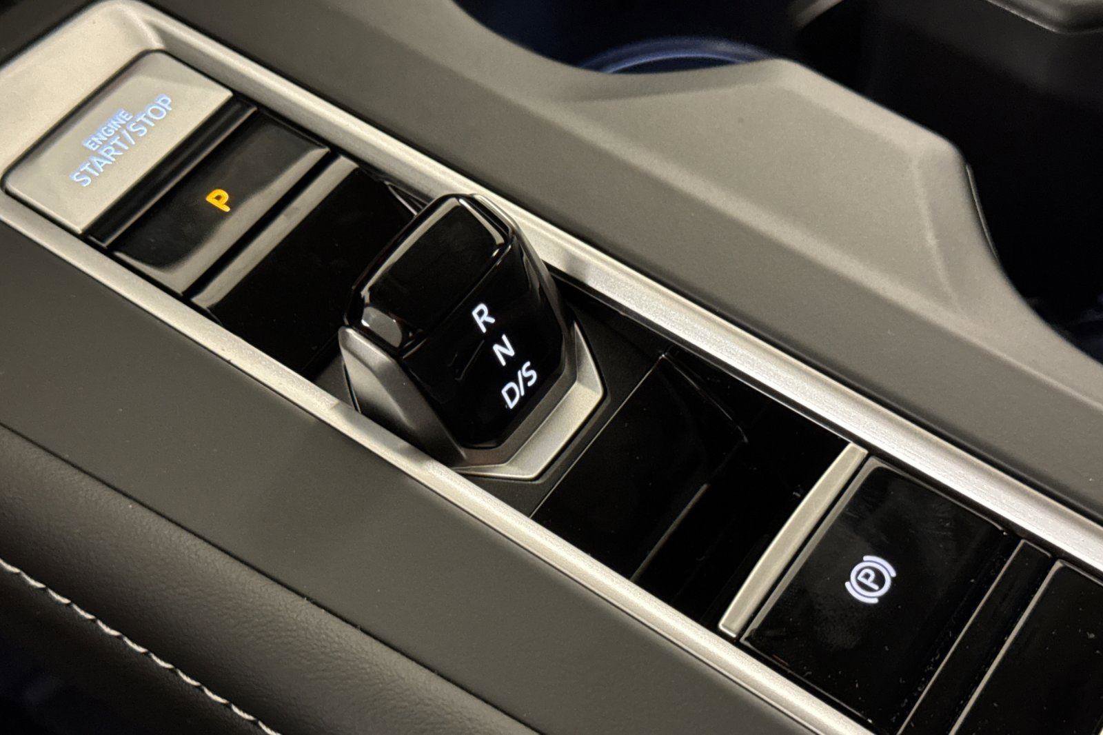 New 2026 Volkswagen Atlas SE image 21