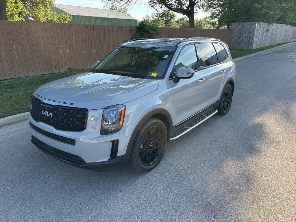 Used 2022 Kia Telluride EX w/ EX Premium Package AWD/4WD image 1