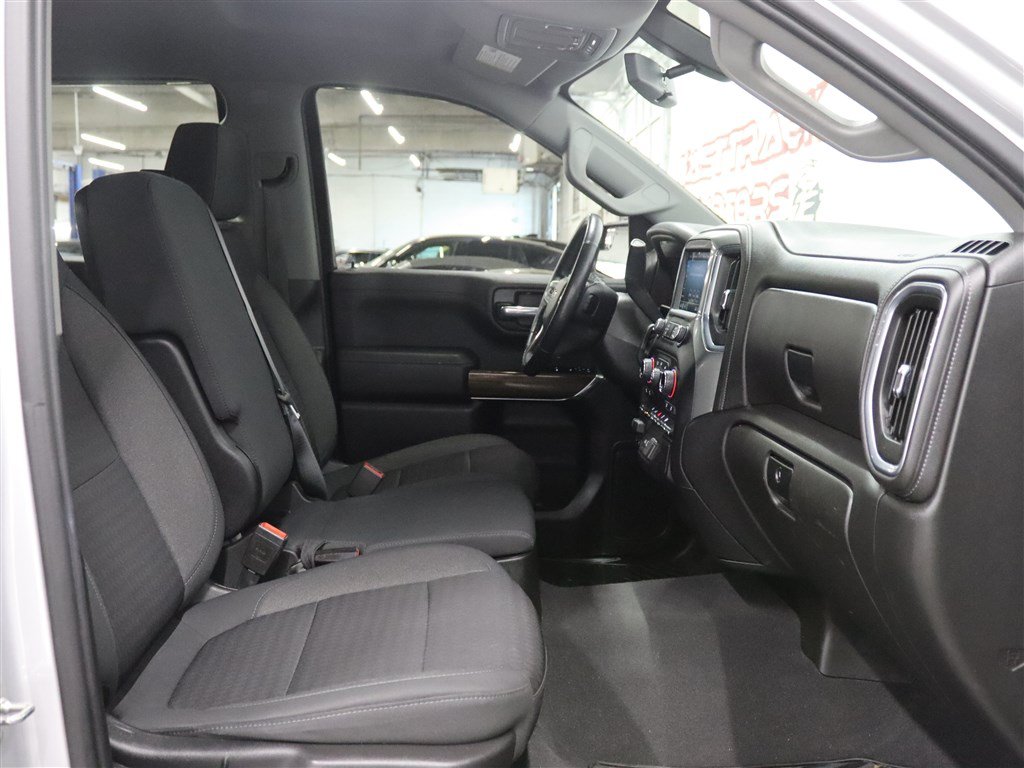 Used 2021 Chevrolet Silverado 1500 LT AWD/4WD image 29