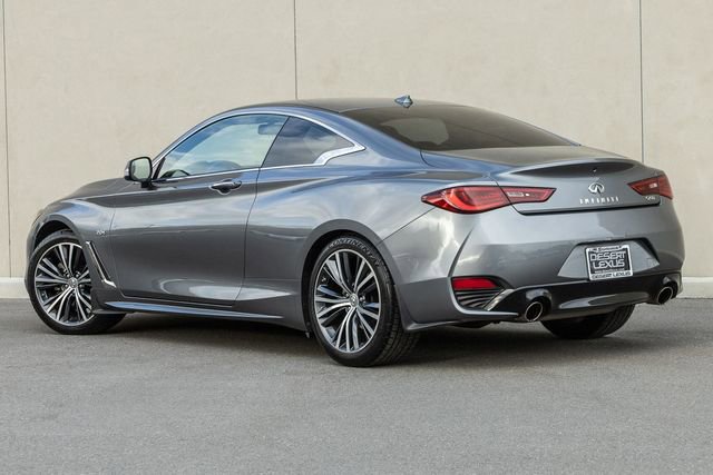 Used 2017 INFINITI Q60 2.0t w/ Moonroof Package image 3