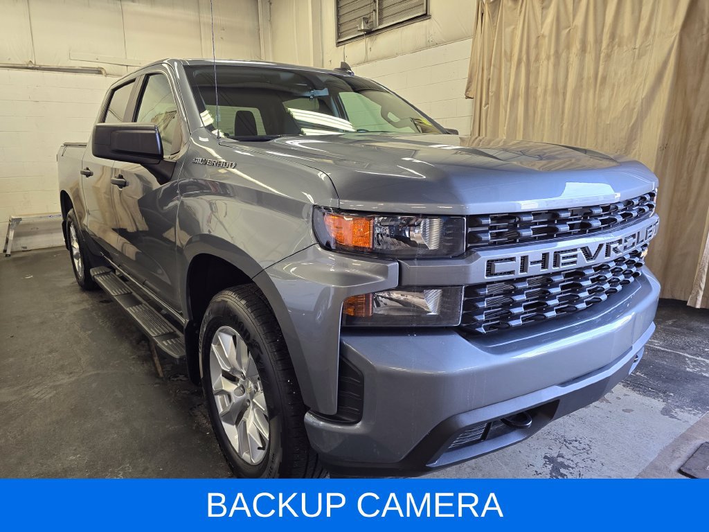 Used 2019 Chevrolet Silverado 1500 Custom w/ Custom Value Package AWD/4WD image 4