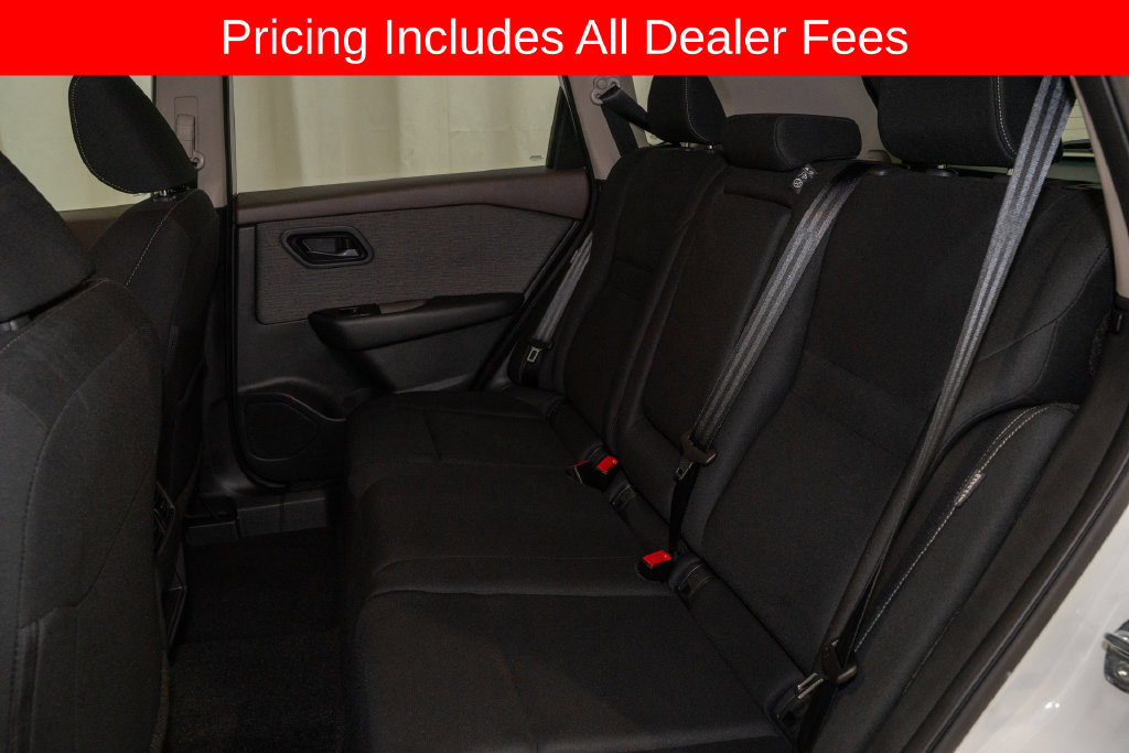Used 2023 Nissan Rogue S FWD image 7