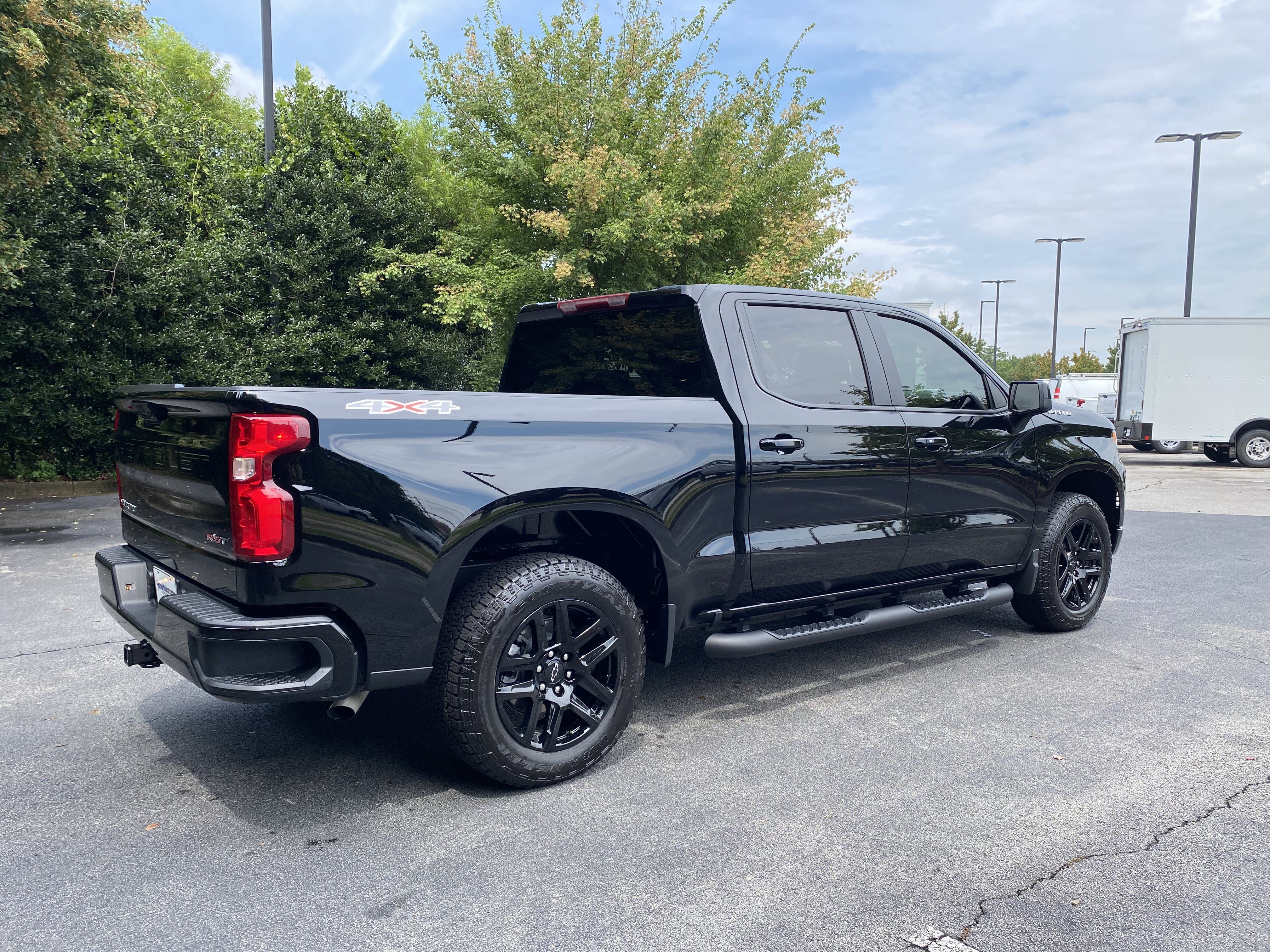 Used 2026 Chevrolet Silverado 1500 RST w/ RST Select Package AWD/4WD image 9