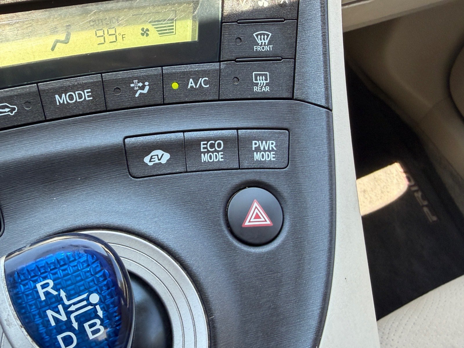 Used 2010 Toyota Prius Five FWD image 21