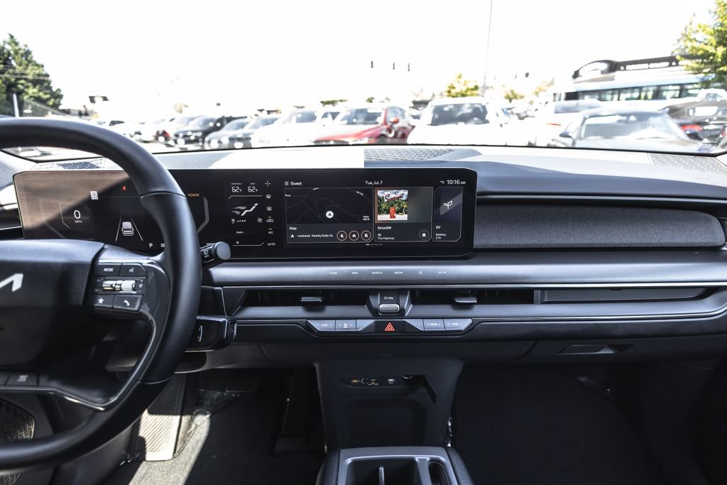 Used 2024 Kia EV9 Wind AWD/4WD image 25