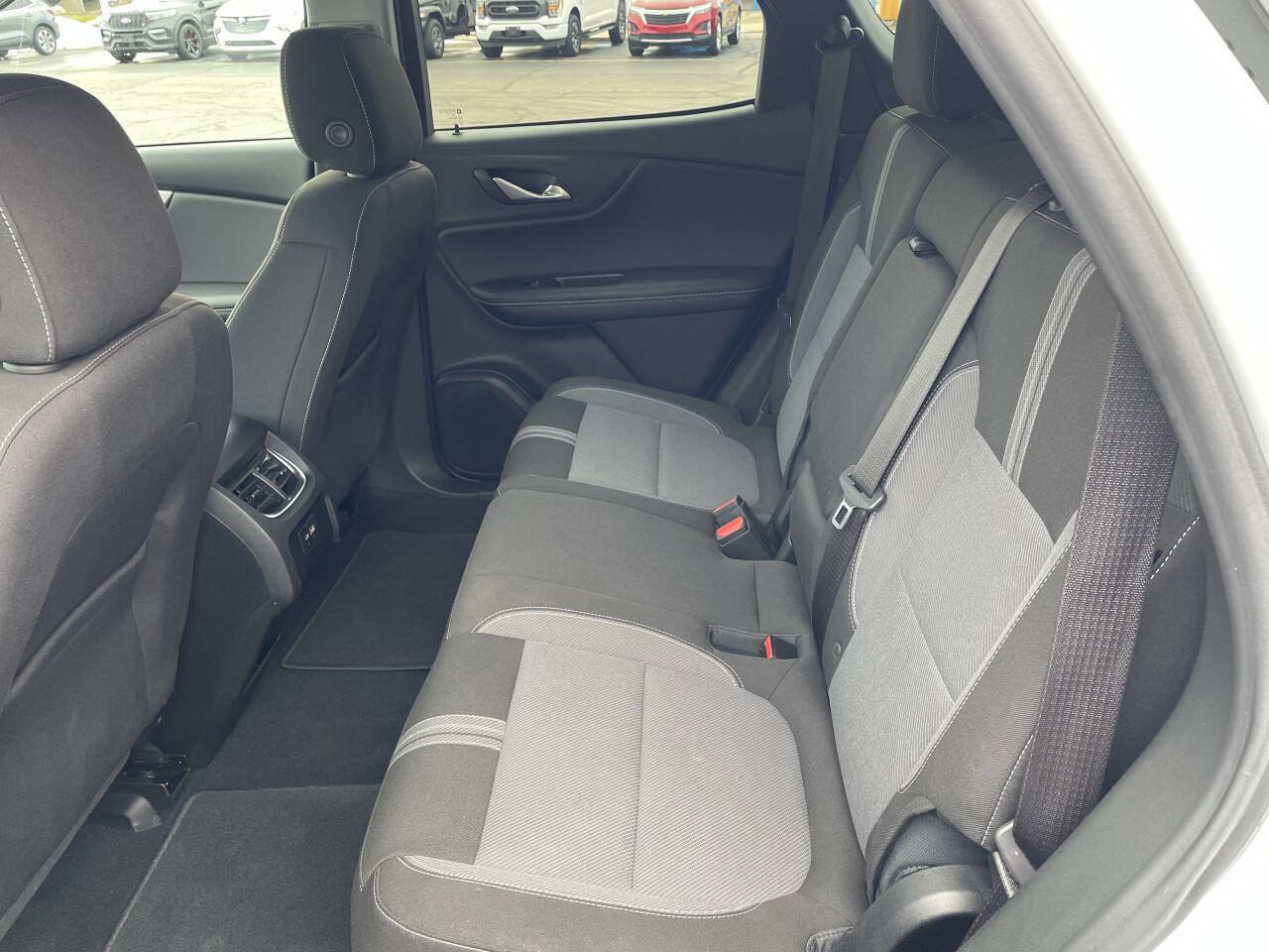 Used 2023 Chevrolet Blazer LT w/ Convenience Package AWD/4WD image 4