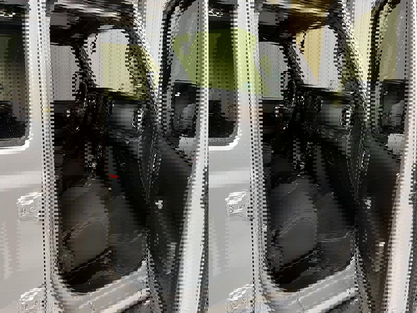 Used 2021 Jeep Wrangler Unlimited Sport image 24