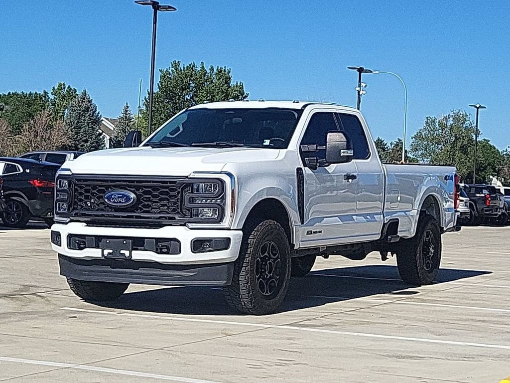 Used 2023 Ford F350 XL w/ STX Appearance Package AWD/4WD image 4