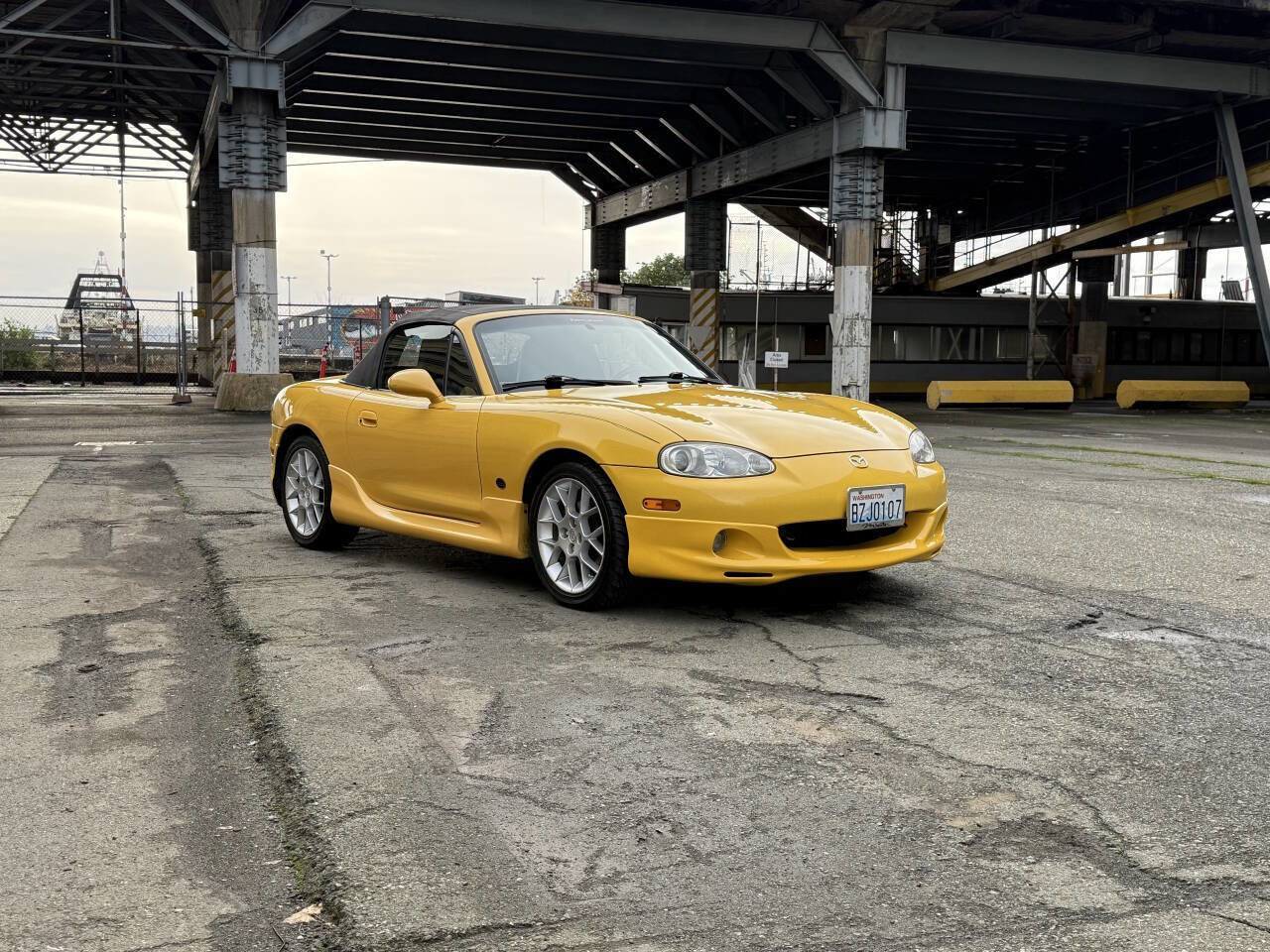 Used 2002 MAZDA MX-5 Miata SE image 18