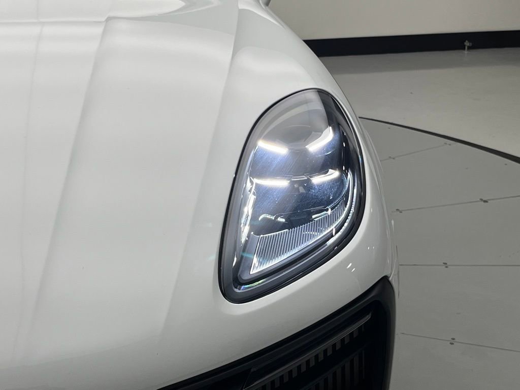 Used 2024 Porsche Macan S image 52