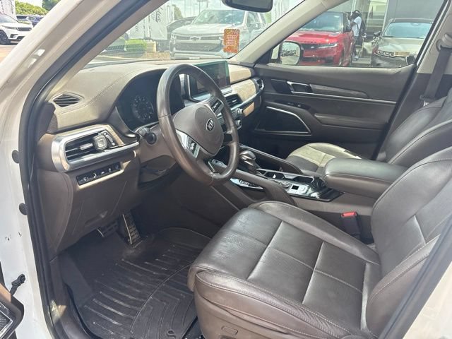 Used 2020 Kia Telluride SX w/ Towing Package FWD image 9