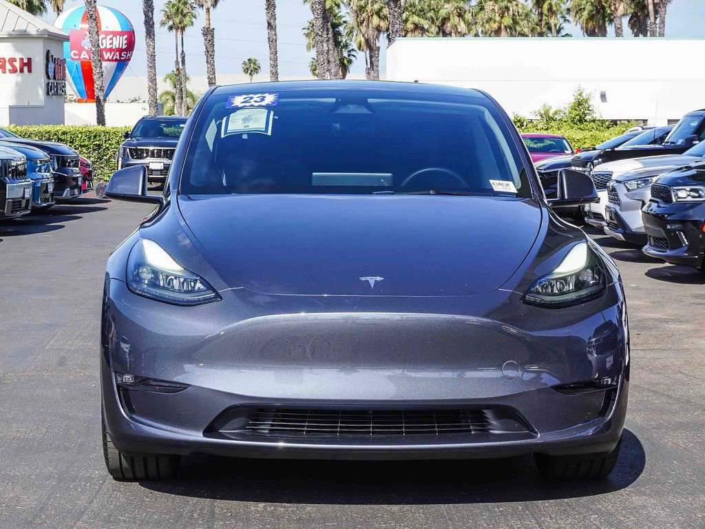 Used 2023 Tesla Model Y Performance AWD/4WD image 2