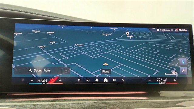 Used 2023 BMW i7 xDrive60 image 45