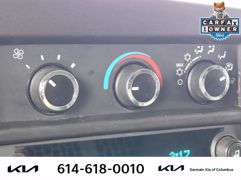 Used 2021 Chevrolet Express 2500 w/ Driver Convenience Package RWD image 27
