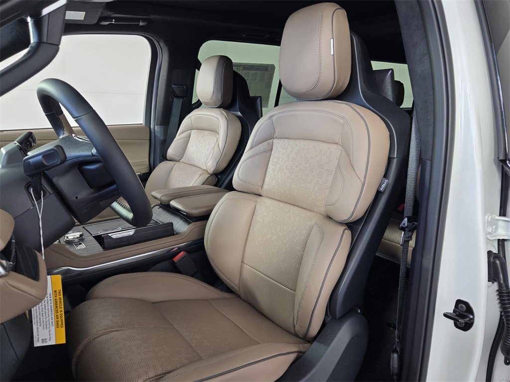 New 2026 Lincoln Navigator L Black Label image 7