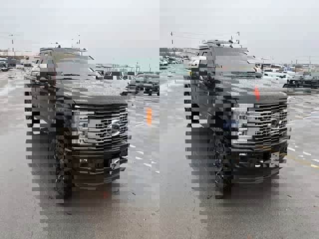 Used 2019 Ford F250 Platinum w/ Platinum Ultimate Package image 28