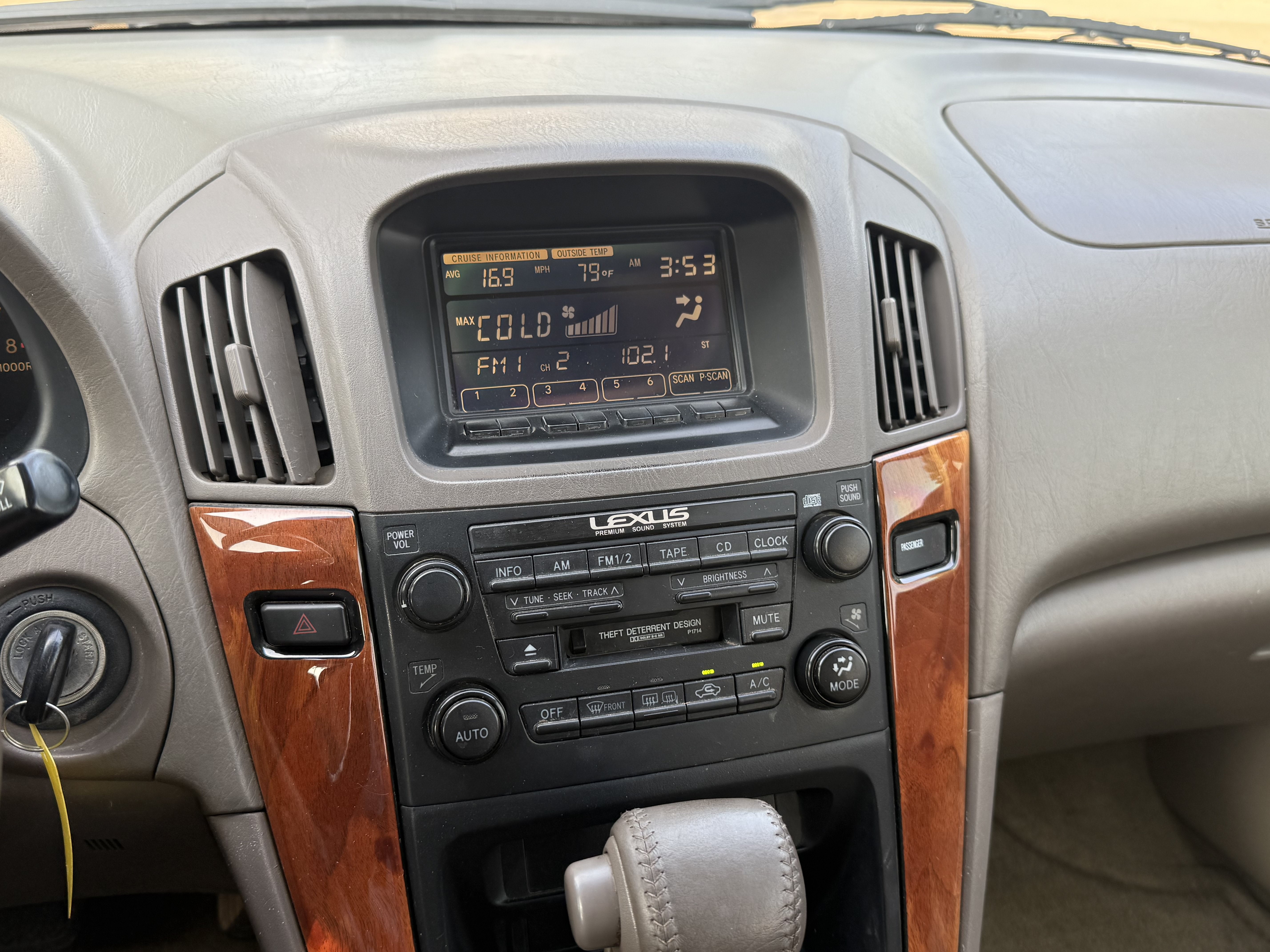 Used 1999 Lexus RX 300 w/ Premium Pkg FWD image 22