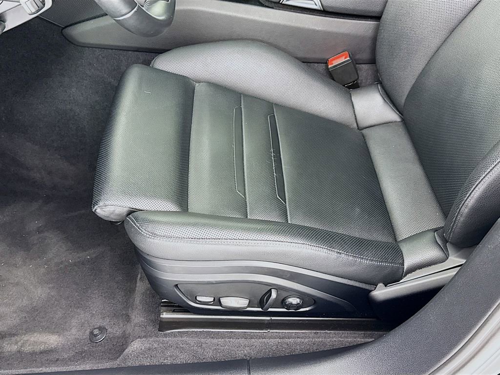 Certified 2023 Porsche Panamera Platinum Edition image 14