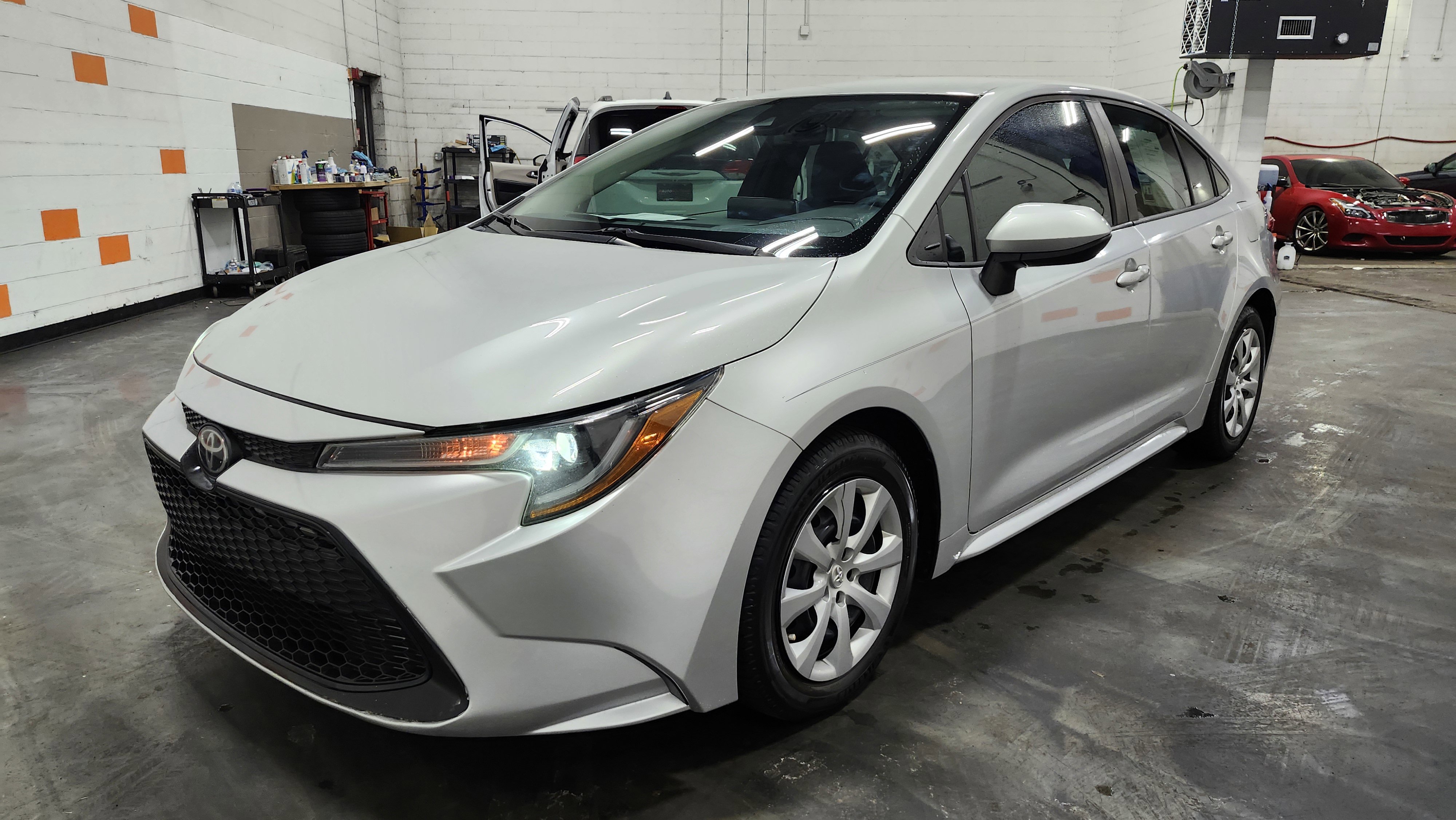 Used 2020 Toyota Corolla LE image 10