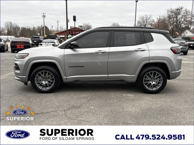 Used 2024 Jeep Compass Limited w/ High Altitude Package image 12