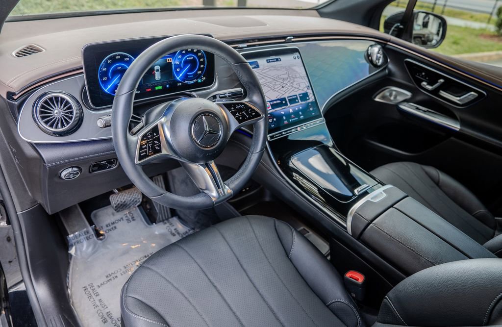 Used 2023 Mercedes-Benz EQE 350+ SUV image 4