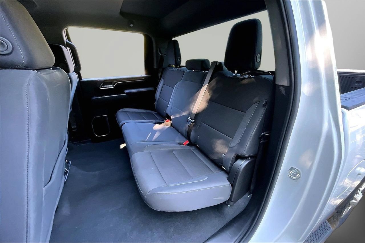 Used 2025 Chevrolet Silverado 2500 LT w/ Convenience Package AWD/4WD image 21