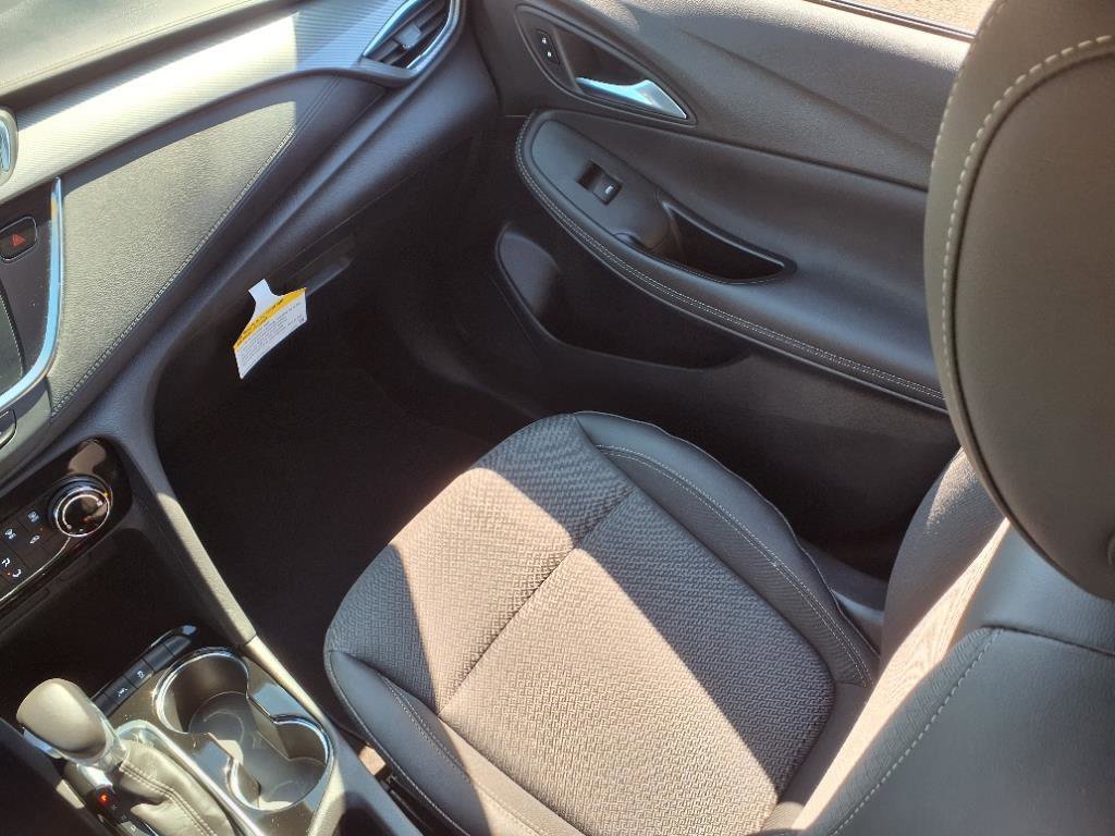 Certified 2022 Buick Encore GX Preferred w/ Sport Touring Package image 20