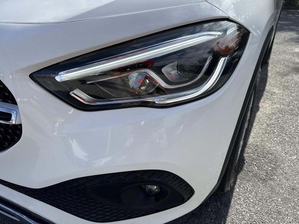 Used 2021 Mercedes-Benz GLA 250 4MATIC image 10