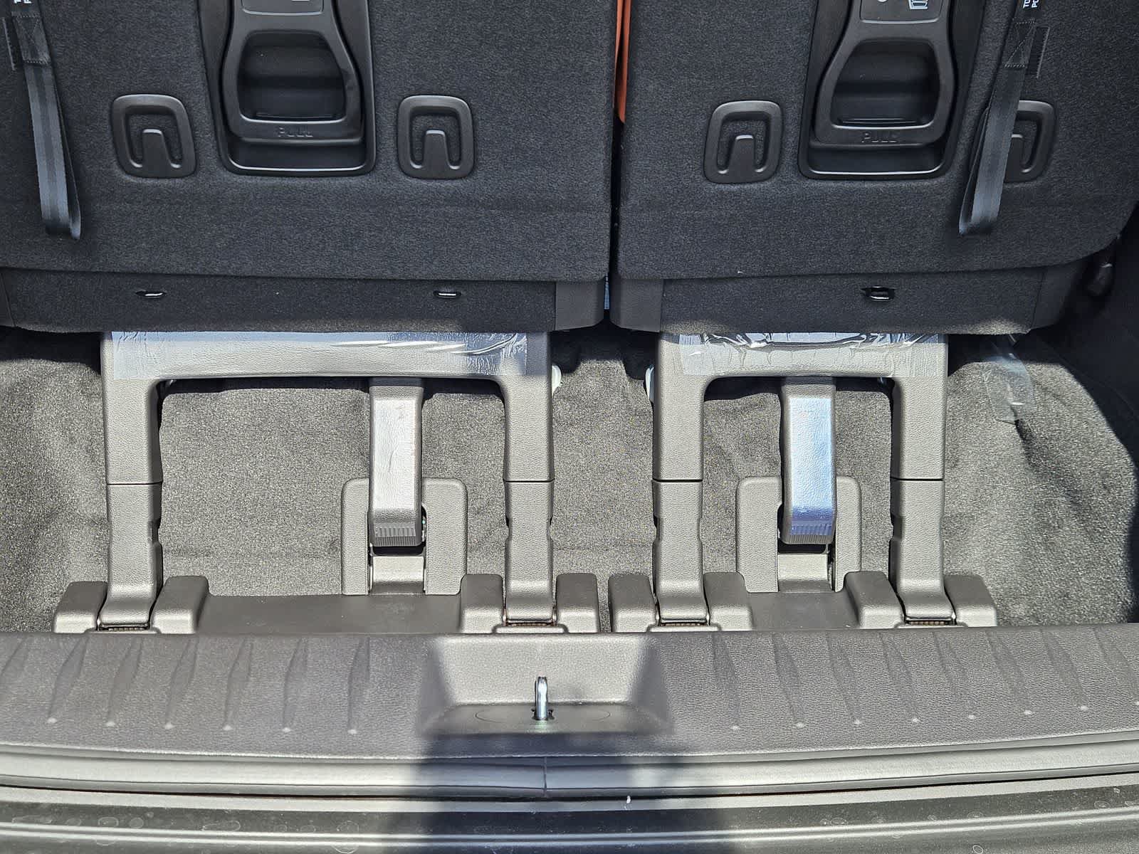 New 2027 Kia Carnival SX w/ Dark Edition Package FWD image 21