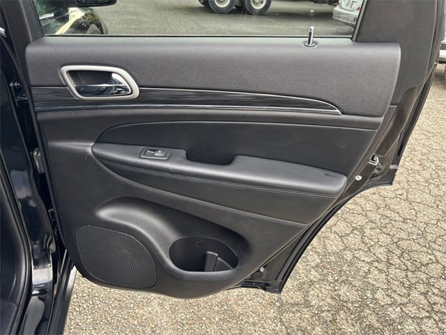 Used 2020 Jeep Grand Cherokee Limited w/ Trailer Tow Group IV image 18