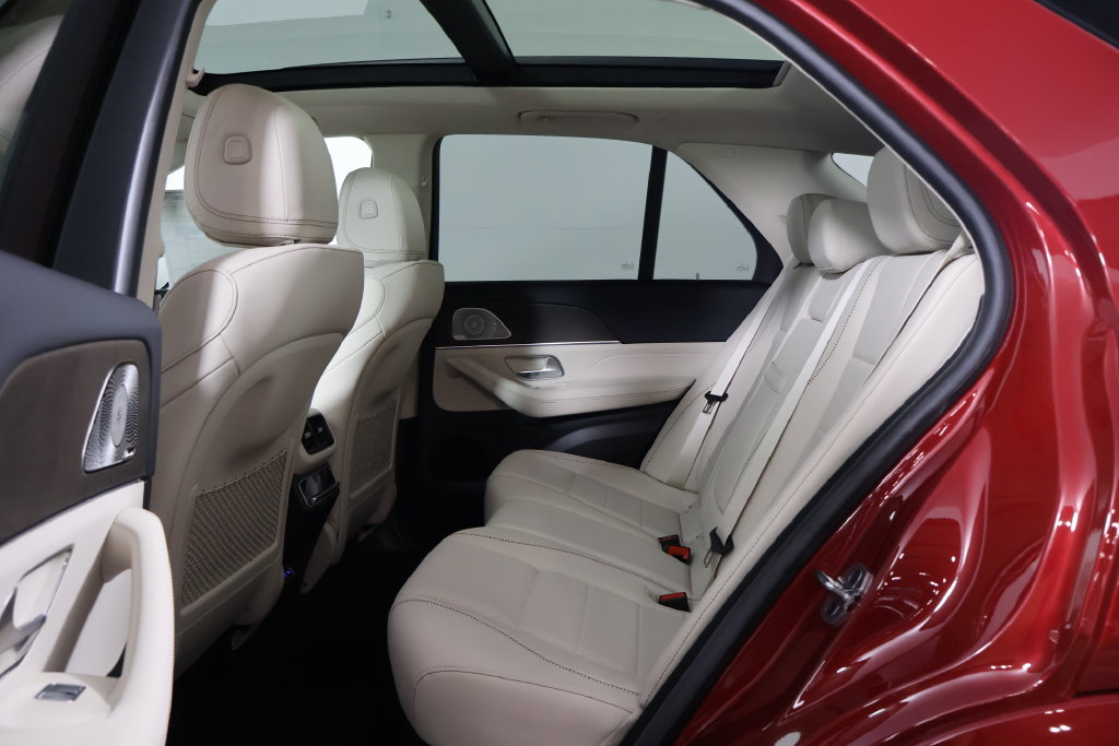 New 2027 Mercedes-Benz GLE 450 4MATIC image 6