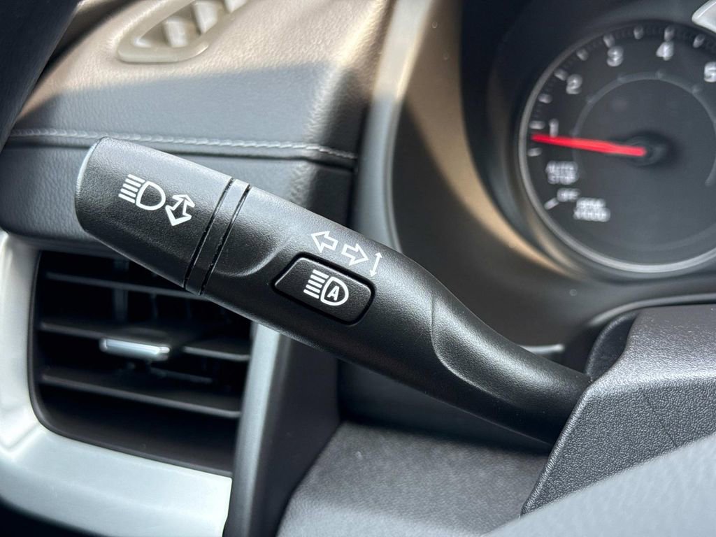 Used 2022 GMC Terrain SLE AWD/4WD image 10