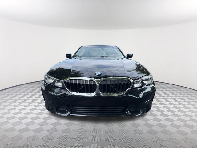 Used 2020 BMW 330i Sedan w/ Driving Assistance Package RWD image 2