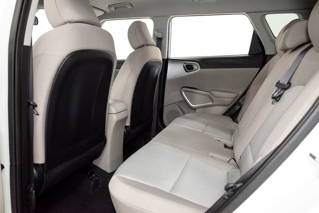 Certified 2020 Kia Soul LX image 7