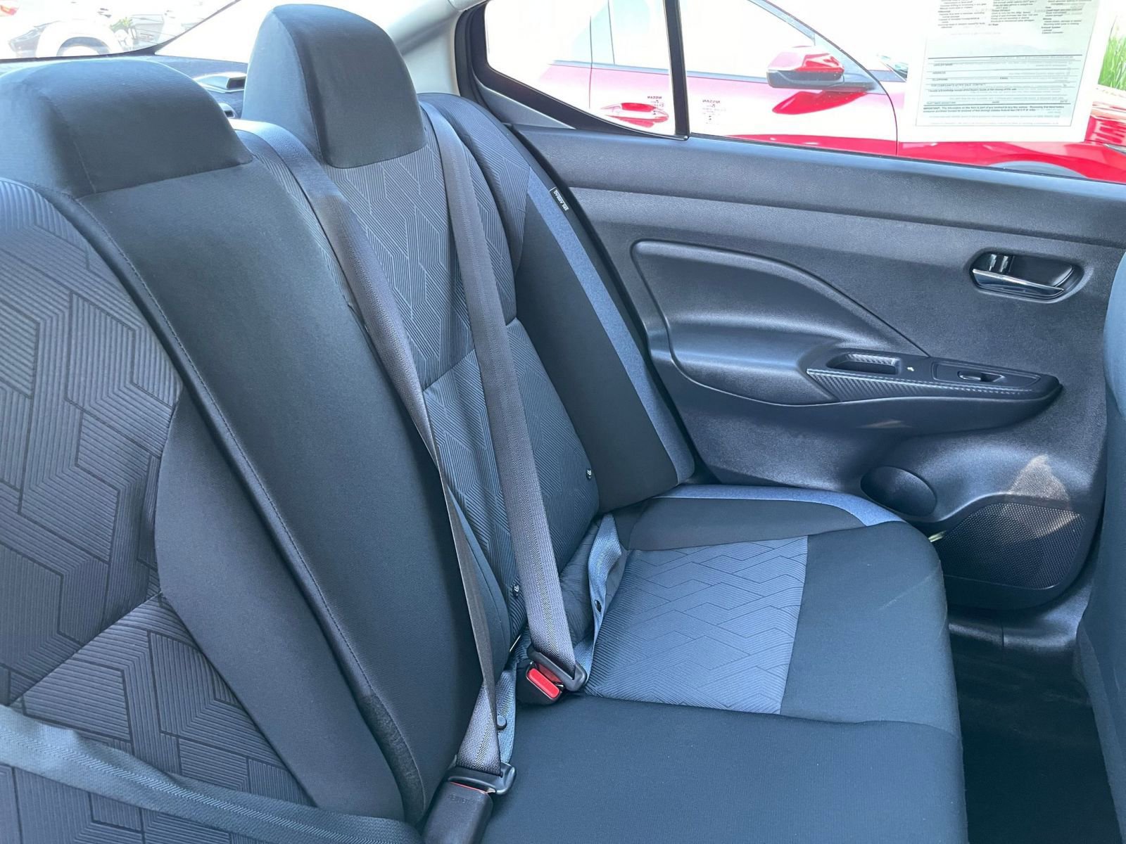 Used 2025 Nissan Versa SV image 36